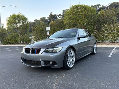 Used 2009 BMW 335i Coupe image 1