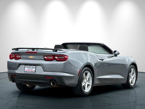 Used 2020 Chevrolet Camaro LT image 4