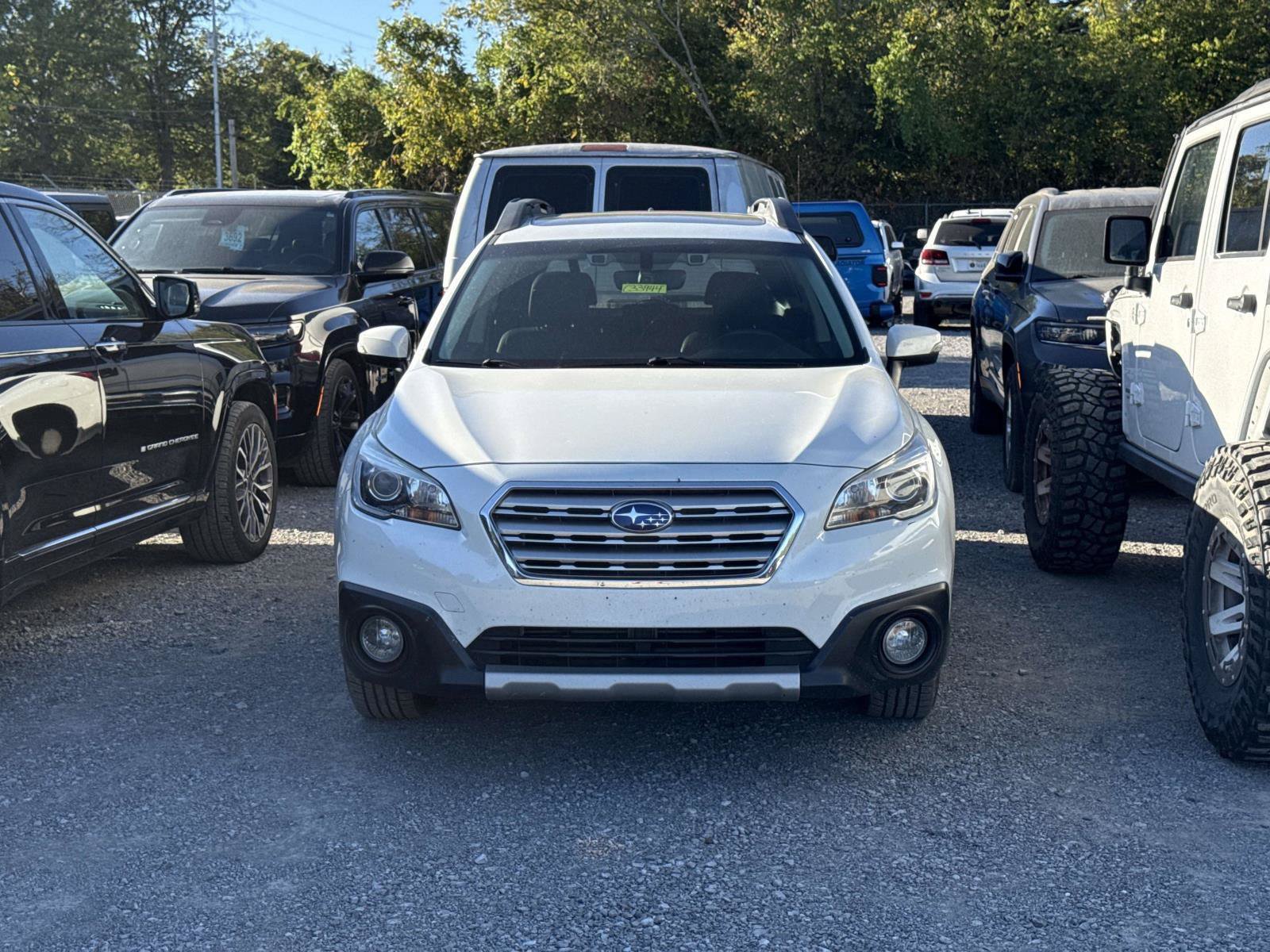 Used 2017 Subaru Outback 2.5i Limited AWD/4WD image 2