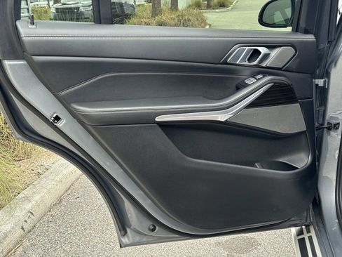 Used 2025 BMW X7 xDrive40i image 13