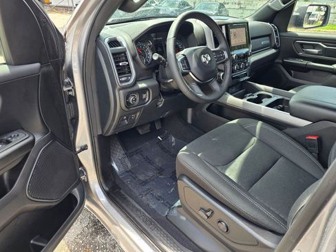 Used 2025 RAM 1500 Big Horn AWD/4WD image 16