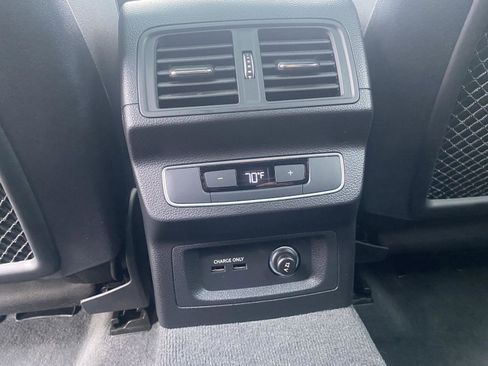 Used 2022 Audi Q5 2.0T Premium Plus w/ Premium Plus Package image 21