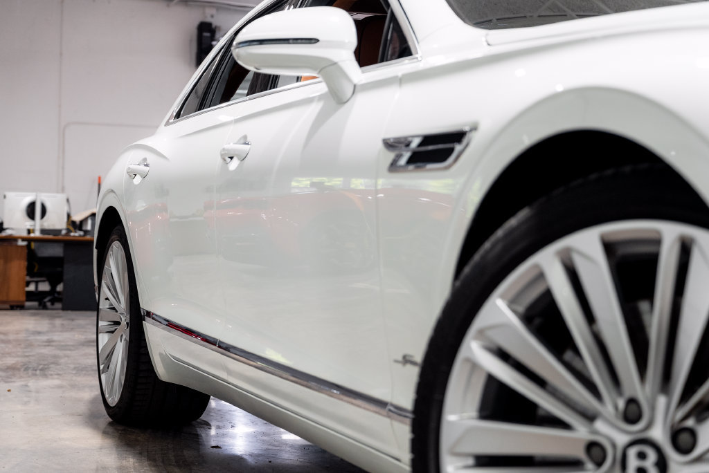 Used 2023 Bentley Flying Spur W12 AWD/4WD image 11