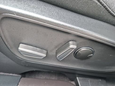 Used 2023 Ford Escape Active w/ Tech Pack #1 AWD/4WD image 17