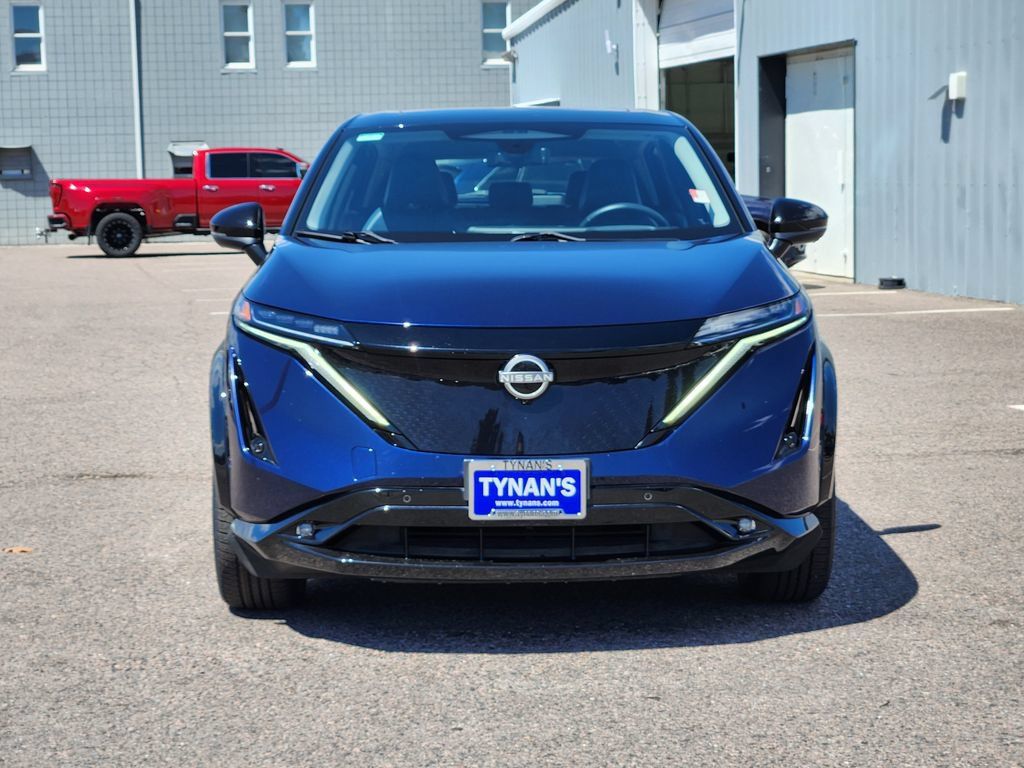 Used 2024 Nissan Ariya AWD image 2
