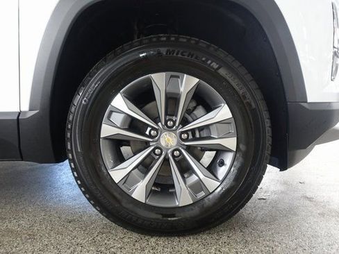 New 2026 Chevrolet Equinox LT w/ Convenience Package II image 26