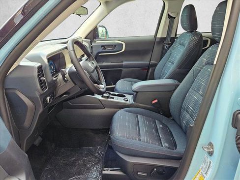 Used 2025 Ford Bronco Sport Heritage w/ Convenience Package image 4