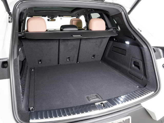 Certified 2026 Porsche Cayenne AWD/4WD image 28