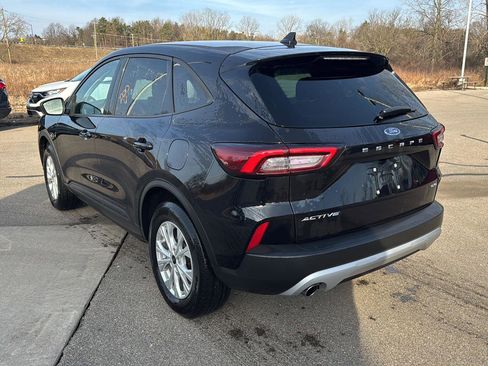 Used 2025 Ford Escape Active image 3