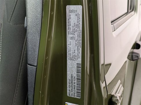 Used 2021 Jeep Wrangler Unlimited Sport image 33