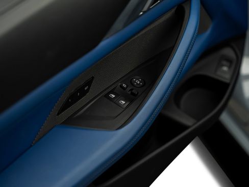 Used 2021 BMW M4 Coupe w/ M Carbon Exterior Package RWD image 67