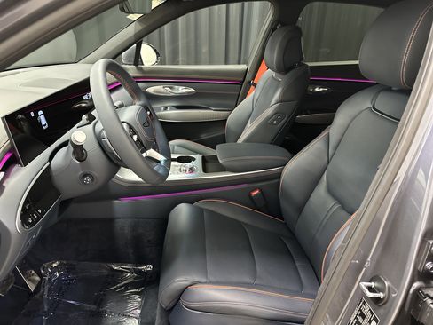 Used 2026 Genesis GV70 2.5T Sport Prestige image 16