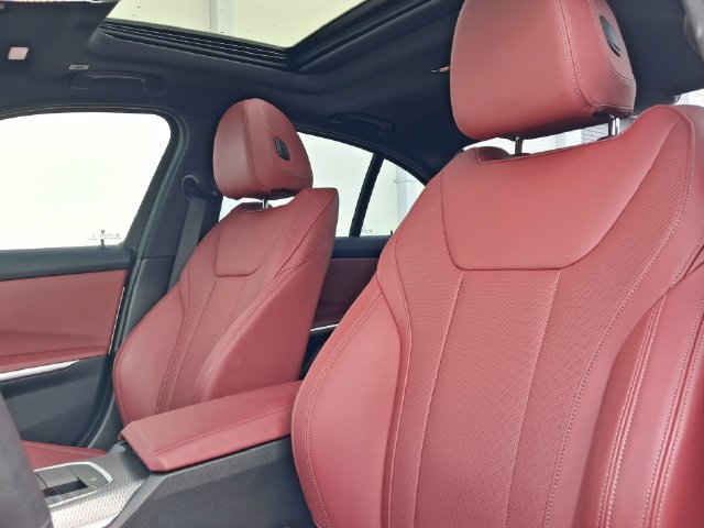 Used 2025 BMW M340i w/ Premium Package RWD image 11