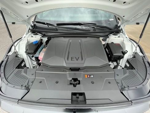 New 2025 Hyundai Ioniq 5 XRT image 31