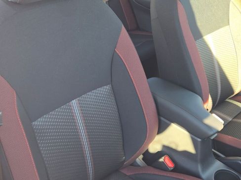 Used 2025 Nissan Versa SR w/ Trunk Package image 9