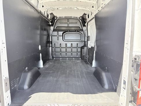Used 2023 Ford Transit 250 148 High Roof RWD image 6