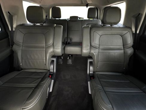 Used 2022 Lincoln Navigator Black Label image 15