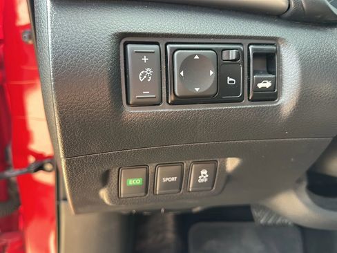 Used 2018 Nissan Sentra SV image 16