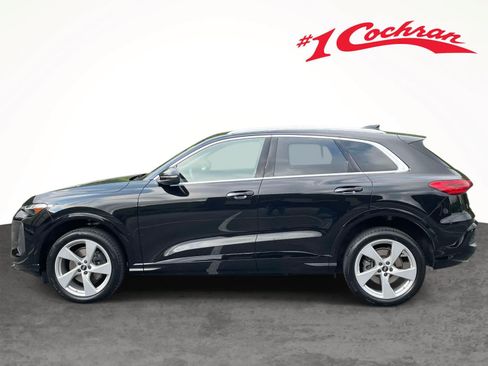 Certified 2025 Audi Q5 Premium Plus w/ Premium Plus AWD/4WD image 10