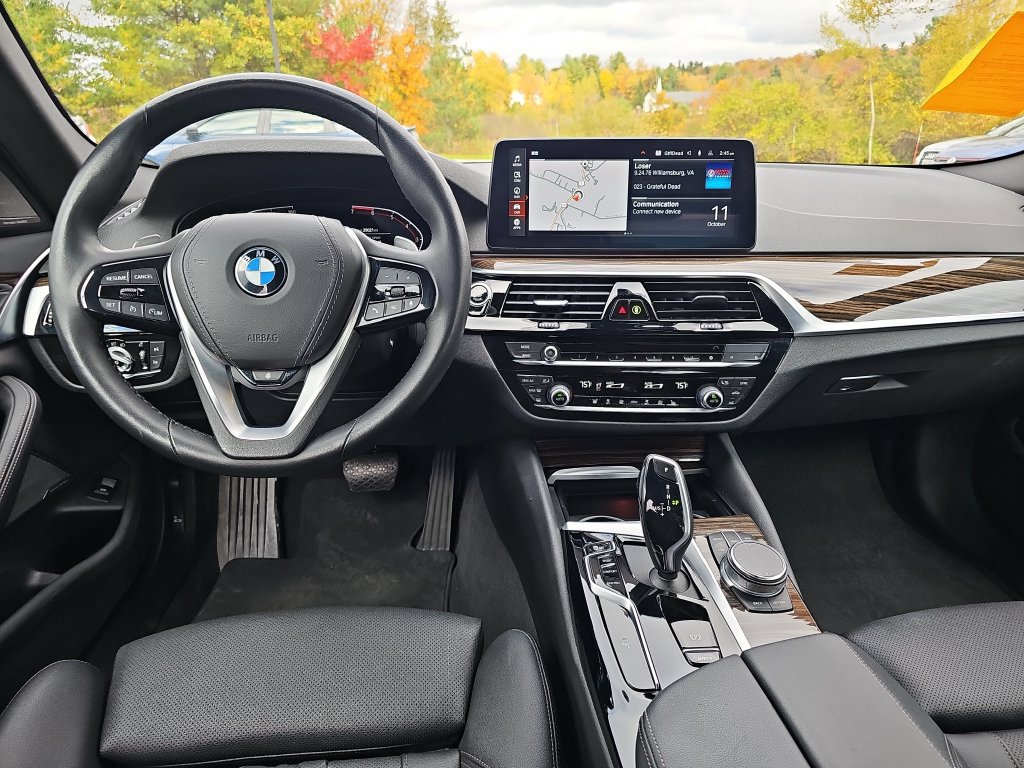 Certified 2023 BMW 530i xDrive w/ Premium Package AWD/4WD image 12