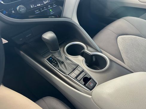 Used 2023 Toyota Camry LE image 18