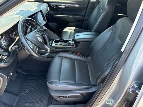 Used 2023 Buick Envision Essence FWD image 10
