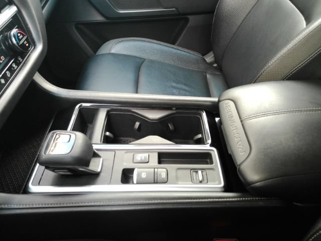 Used 2022 Nissan Pathfinder SL w/ SL Black Package FWD image 44