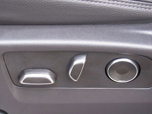 Used 2024 GMC Sierra 1500 Denali w/ Denali Reserve Package image 16