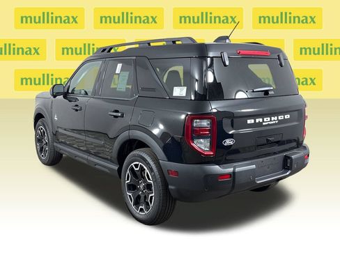 New 2026 Ford Bronco Sport Outer Banks w/ Outer Banks Tech Package+ AWD/4WD image 9