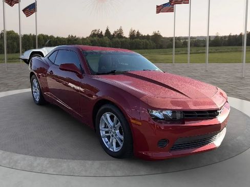 Used 2015 Chevrolet Camaro LS RWD image 8