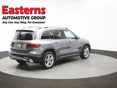 Used 2021 Mercedes-Benz GLB 250 4MATIC w/ Premium Package image 41