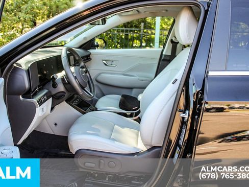 Used 2024 Hyundai Kona Limited AWD/4WD image 17