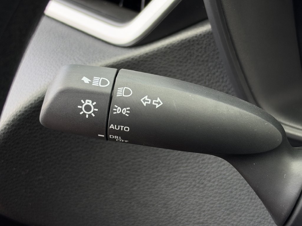 Used 2026 Toyota Corolla LE FWD image 20