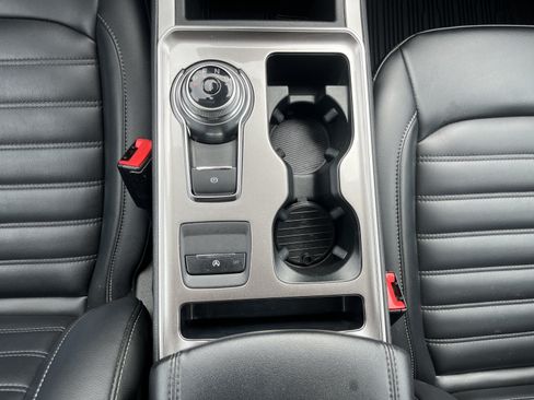 Used 2024 Ford Edge SEL w/ Convenience Package AWD/4WD image 28