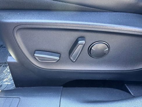 Used 2024 Ford Escape ST-Line w/ Tech Pack #1 image 21