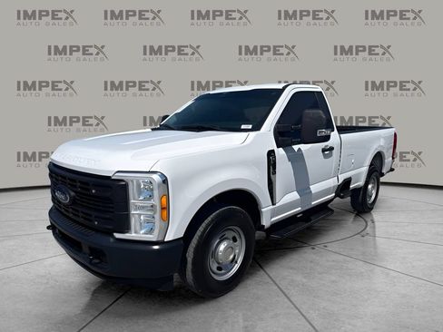 Used 2023 Ford F250 XL RWD image 1