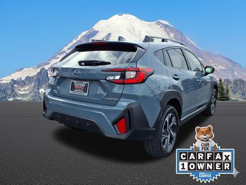 Used 2024 Subaru Crosstrek 2.0i Premium image 2