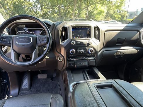 Used 2021 GMC Sierra 2500 Denali w/ Denali Ultimate Package AWD/4WD image 19