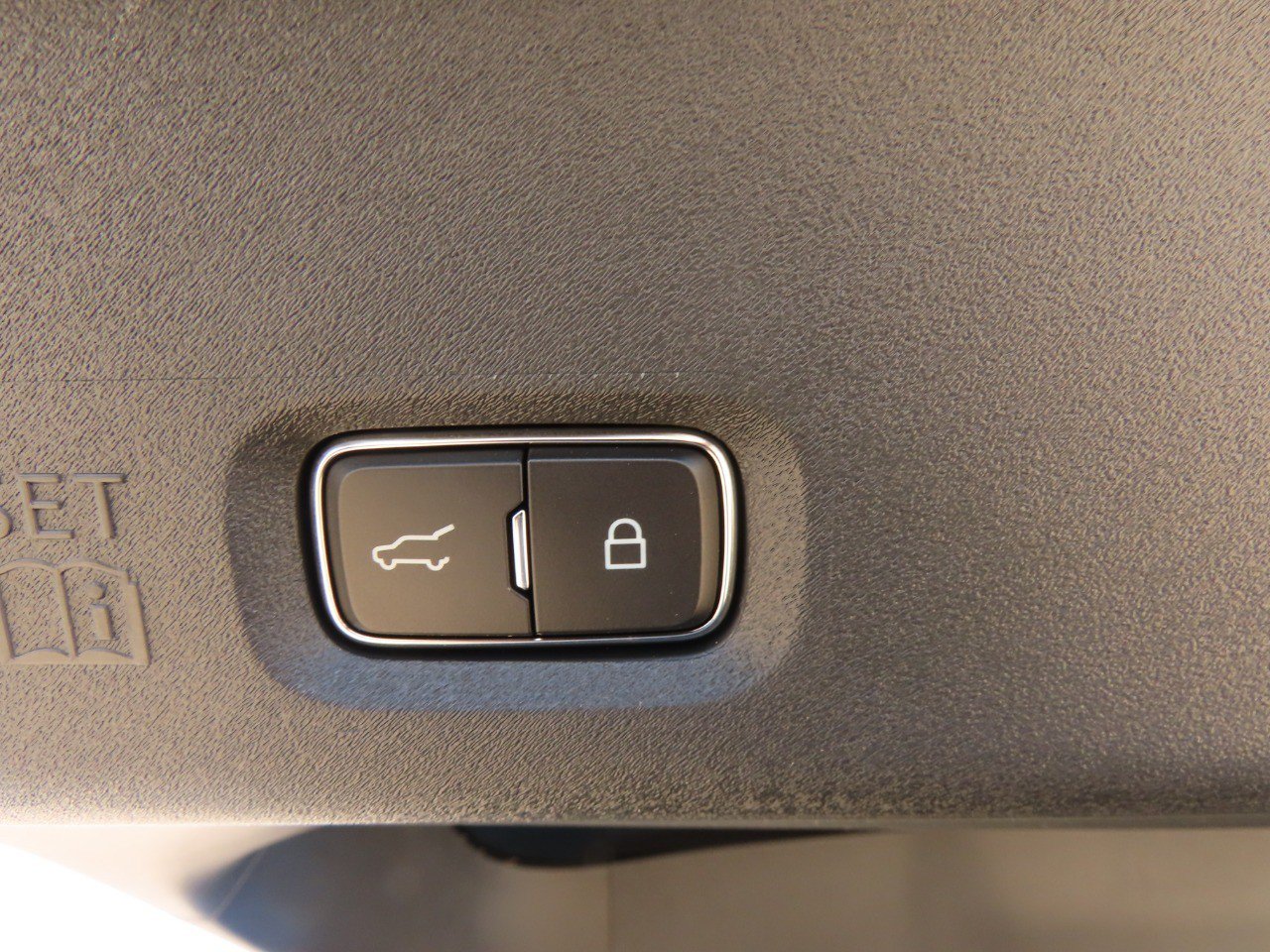 New 2026 Lincoln Navigator Premiere AWD/4WD image 15