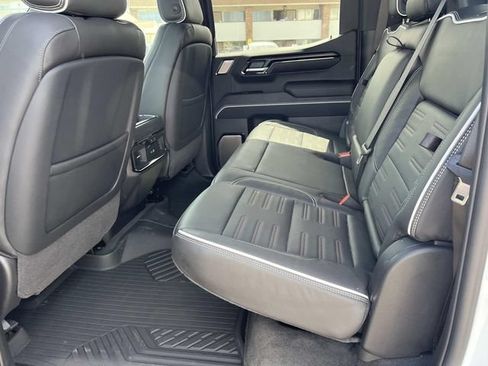 Used 2025 GMC Sierra 1500 AT4X AWD/4WD image 14