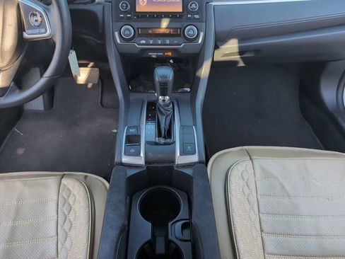 Used 2020 Honda Civic LX image 17