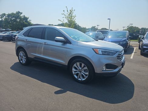 Used 2023 Ford Edge Titanium w/ Equipment Group 301A AWD/4WD image 3