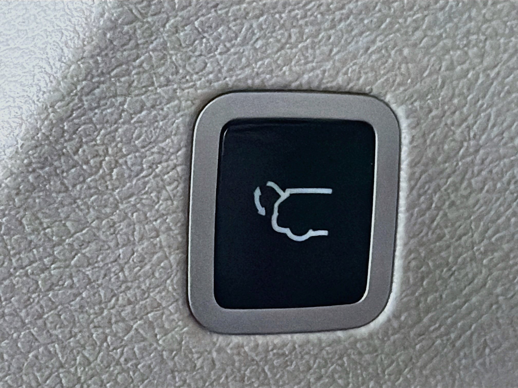 Used 2017 Chrysler Pacifica Touring-L FWD image 30