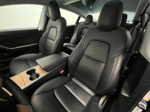 Used 2020 Tesla Model 3 Long Range image 11