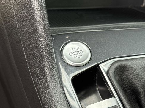 Certified 2024 Volkswagen Tiguan SE R-Line image 18