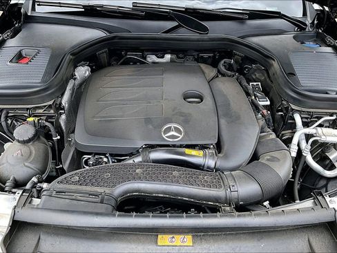 Used 2022 Mercedes-Benz GLC 300 4MATIC image 30