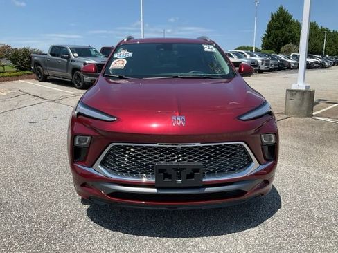 Used 2025 Buick Encore GX Avenir w/ Avenir Technology Package AWD/4WD image 2