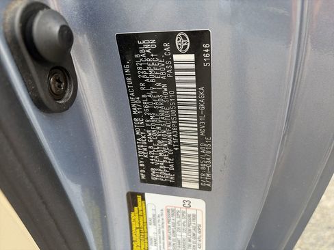 Used 2005 Toyota Solara SE image 25