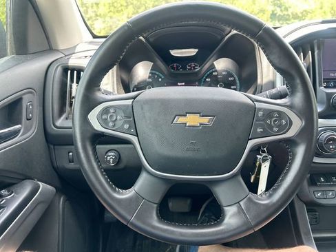 Used 2022 Chevrolet Colorado ZR2 w/ ZR2 Dusk Special Edition image 18