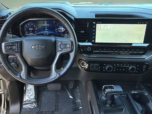 Used 2024 Chevrolet Silverado 1500 ZR2 w/ Technology Package image 11